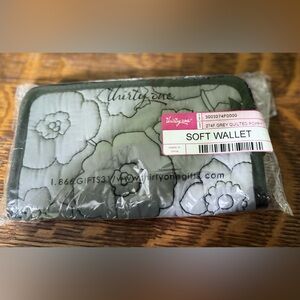 Thirty-One Gray Floral Soft Wallet w/Bonus Black Wristlet